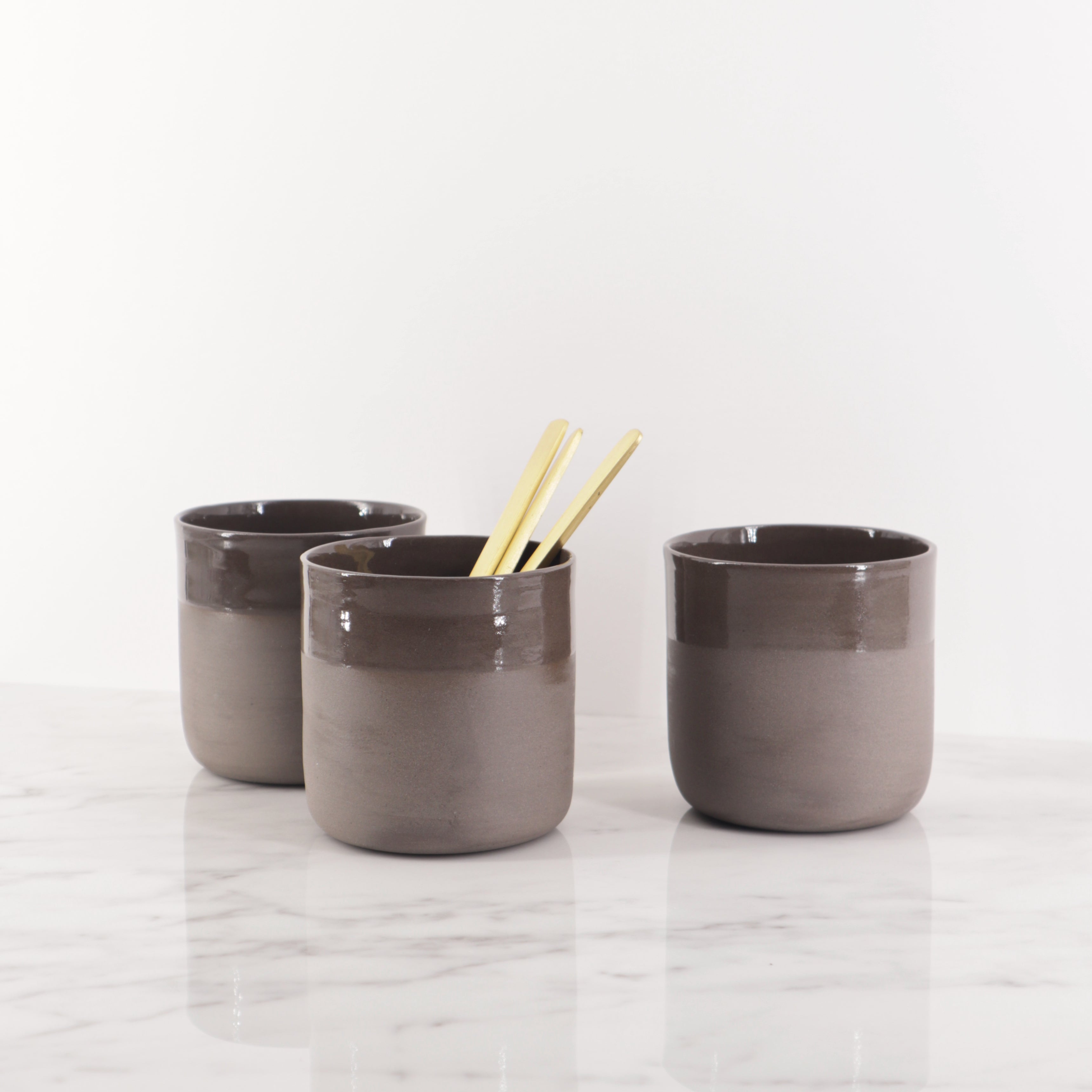 Cup L/NUM Grey-Brown
