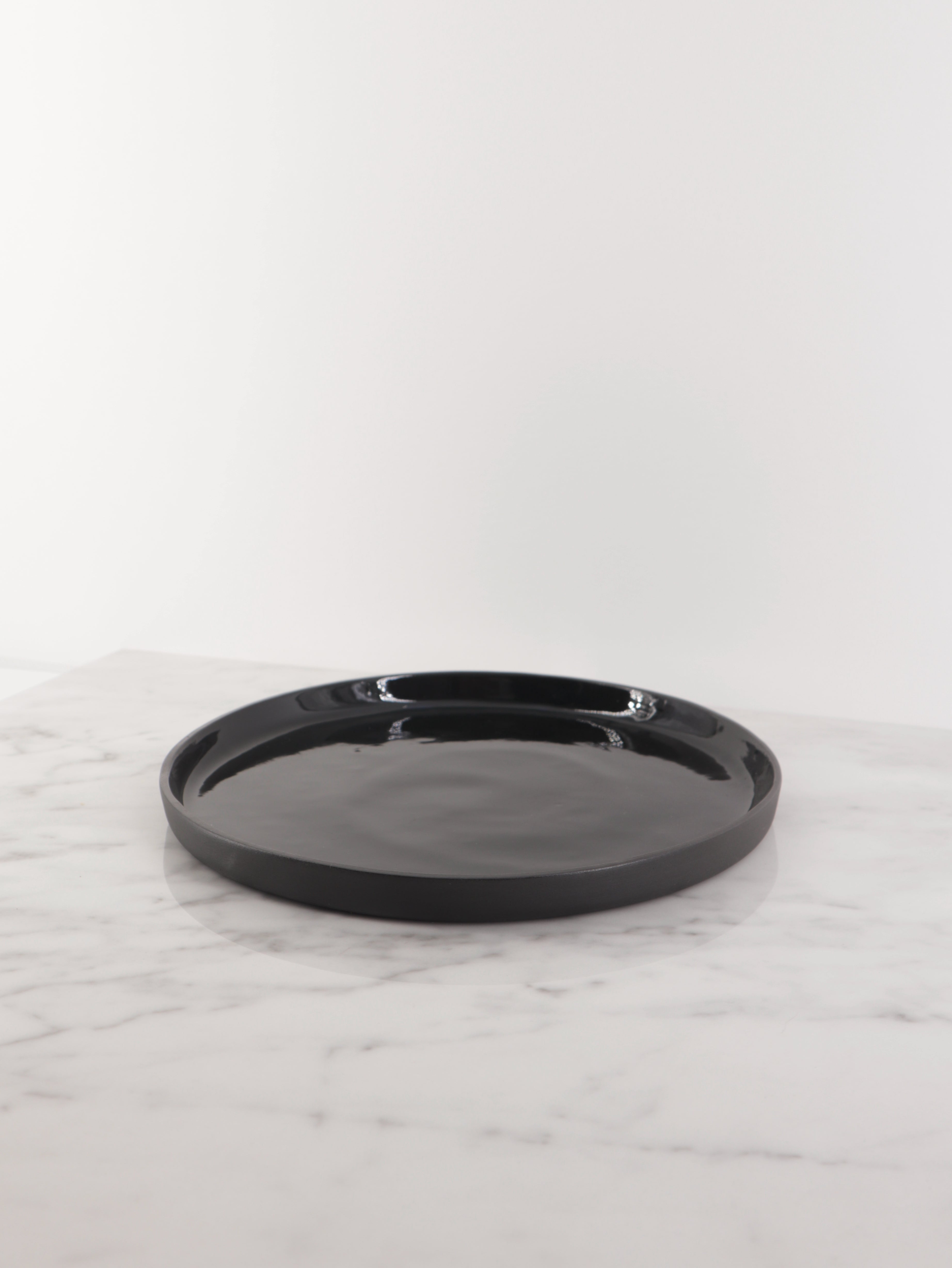 Plate L/NUM Black Medium